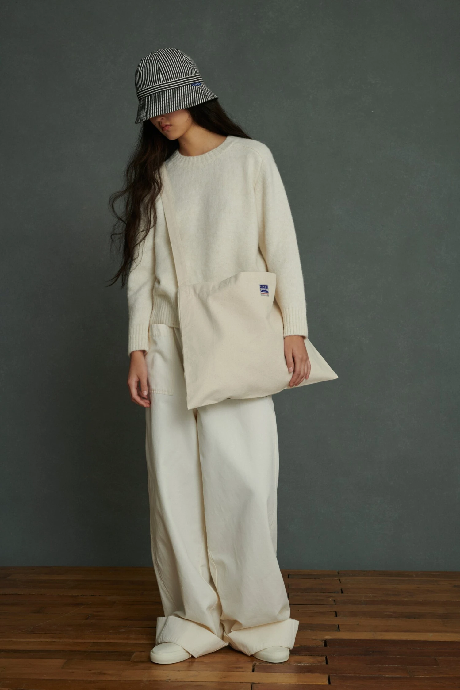 Soeur MAXI TOTE BAG 5 Soeur MAXI TOTE BAG – Image 5