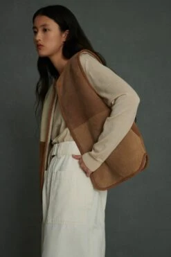 Soeur GILET RÉVERSIBLE SANS MANCHES VINH 12 Soeur GILET RÉVERSIBLE SANS MANCHES VINH -Boutique Mode Soeur 07 024 ACE VINH1 VAGABOND ALEX 0037